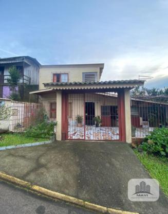 Casa de Esquina no Bairro Morada do Sol, 420m²