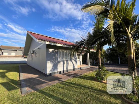 Casa a venda no bairro Vista Alegre, 924m²