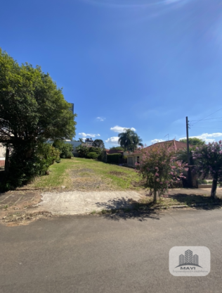 Terreno de 607m² no bairro Farroupilha