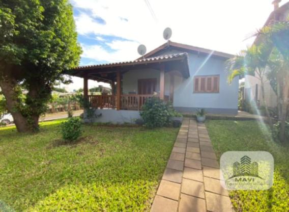 Casa de Esquina no Bairro Jardim Bühler, 435m²