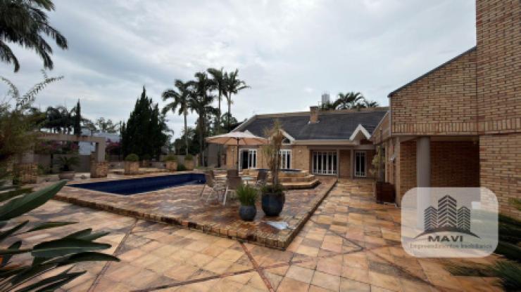 Casa de alto padrão a venda em Ivoti, 2.227m²