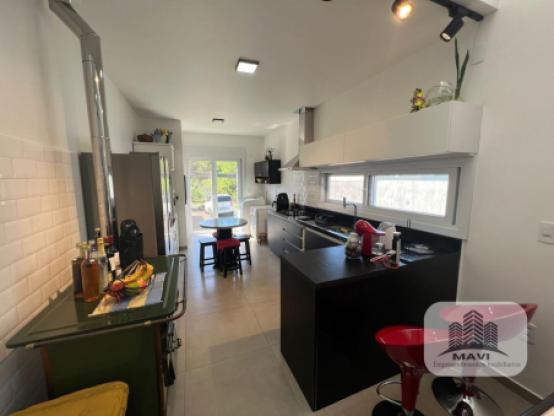 Casa no Bairro Jardim do Alto, 616m²