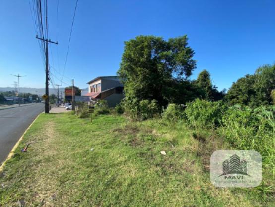 Terreno na Avenida Bom Jardim