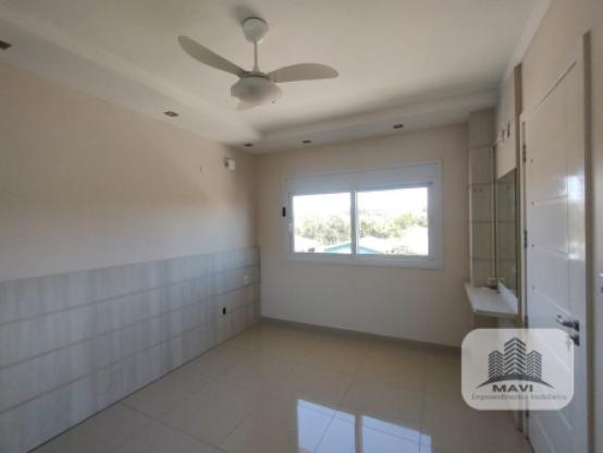 Casa de alto padrão no Bairro Jardim do Alto, 405m²