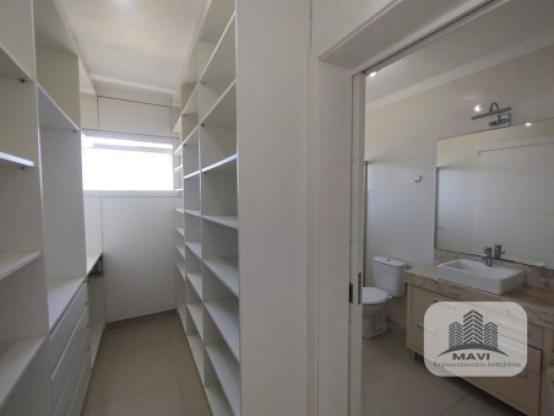 Casa de alto padrão no Bairro Jardim do Alto, 405m²