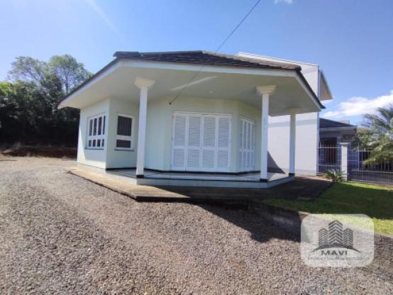 Casa Branca no Bairro Concórdia