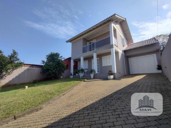 Casa de 2 andares no Bairro Cidade Nova