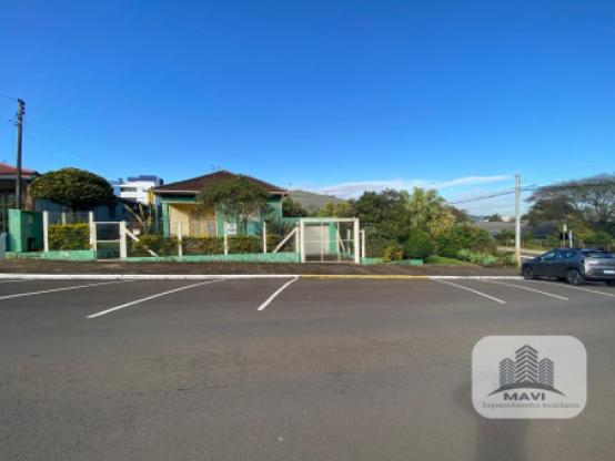 Terreno de esquina a venda em Ivoti, 720m²