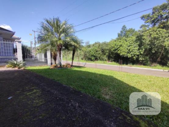 Casa Branca no Bairro Concórdia