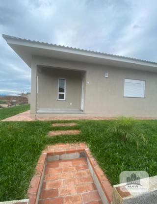 Casa de Esquina no Bairro Industrial, 325m²