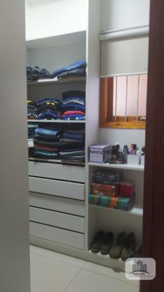 Casa de esquina em São José do Hortêncio