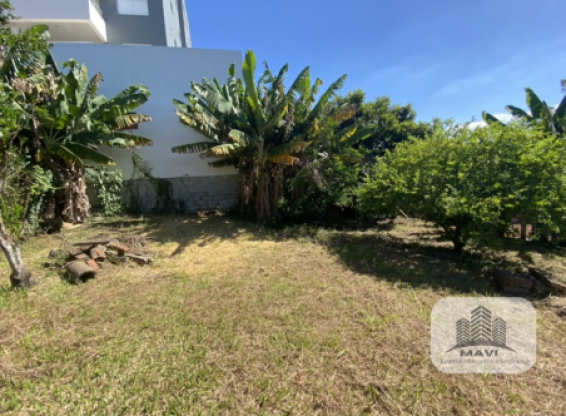 Terreno de 607m² no bairro Farroupilha