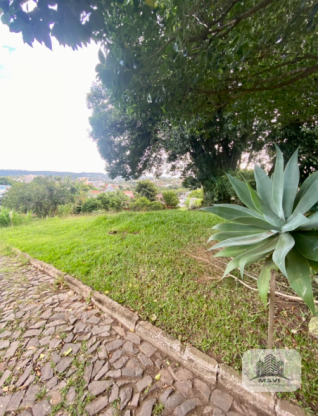 Terreno no Bairro Floresta, 433m²