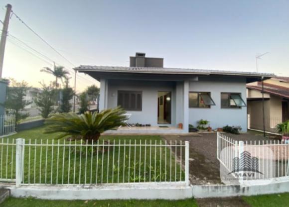 Casa a venda no Bairro Jardim Panorâmico, 411m²