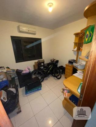 Casa a venda no Bairro Jardim Panorâmico, 411m²