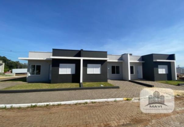 Sobrados Geminados a venda no Bairro Boa Vista