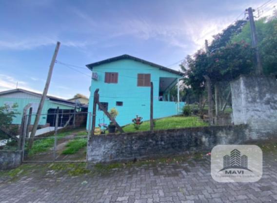 Casa de Esquina no Bairro Morada do Sol, 360m²