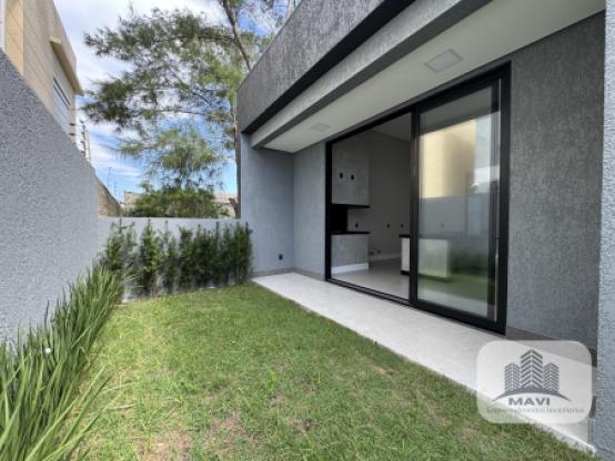 Casa a venda em Xangri-lá, 80m do mar