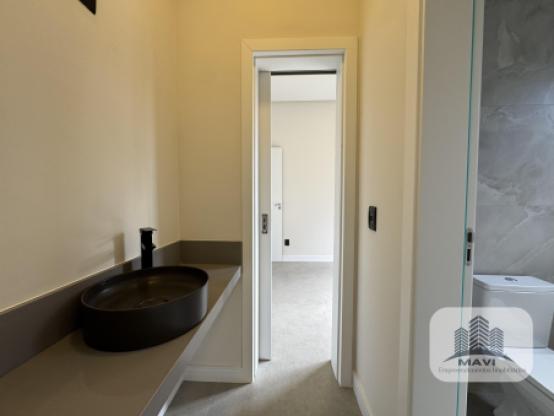 Casa a venda em Xangri-lá, 80m do mar