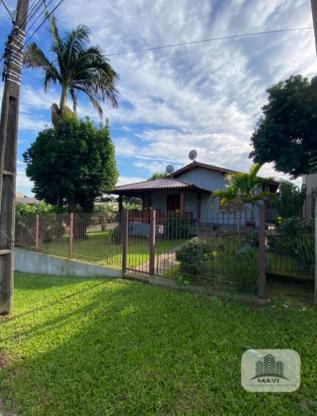 Casa de Esquina no Bairro Jardim Bühler, 435m²