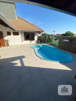 Casa no Bairro 25 de Julho, 420m²