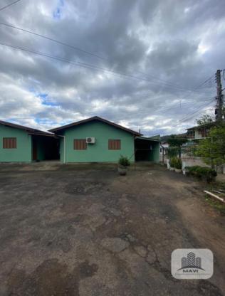 Propriedade com 10 casas em Novo Hamburgo, Bairro Roselândia