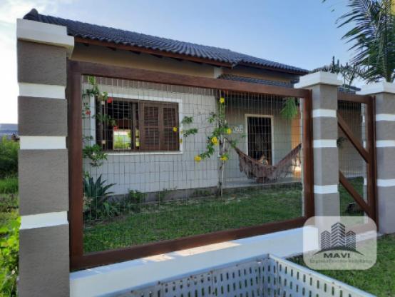 Casa na praia de Atlântida Sul