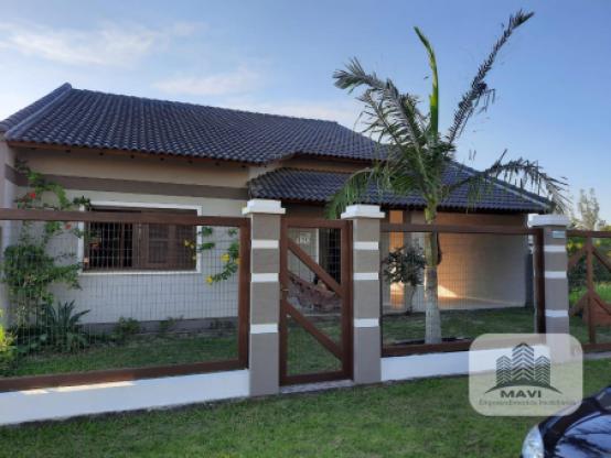 Casa na praia de Atlântida Sul