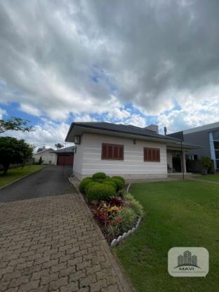 Casa de Alto Padrão no Bairro Jardim Panorâmico