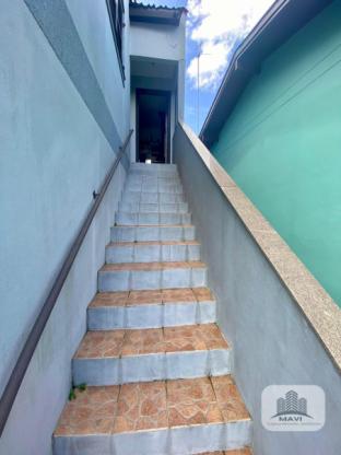 Casa de 2 andares no Bairro Bom Jardim