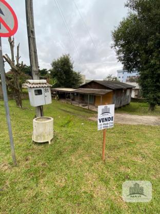 Terreno de esquina a venda em Ivoti, 323m²