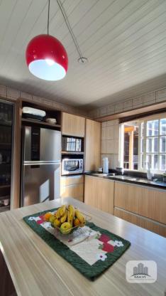 Casa a venda no Bairro Jardim Panorâmico, 309m²