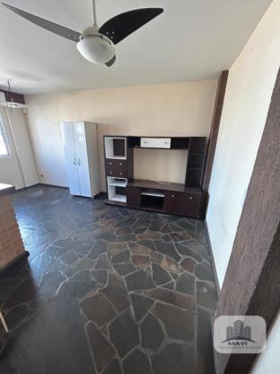 Edifício Comercial e Residencial Boubon, Duplex a venda 