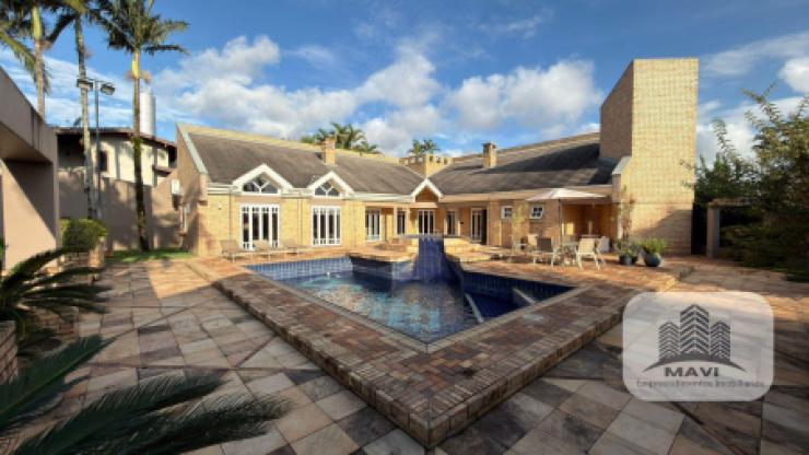 Casa de alto padrão a venda em Ivoti, 2.227m²