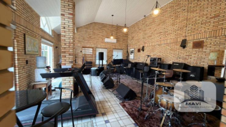 Casa de alto padrão a venda em Ivoti, 2.227m²