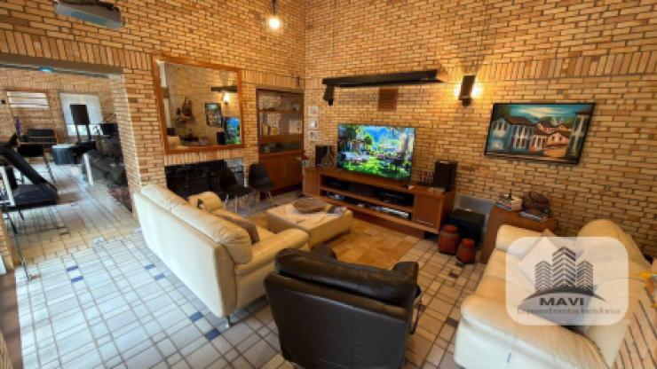 Casa de alto padrão a venda em Ivoti, 2.227m²