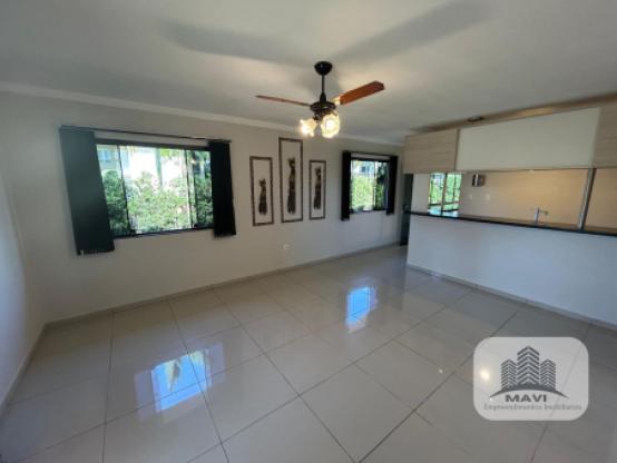 Casa de esquina a venda em Ivoti, 417m²