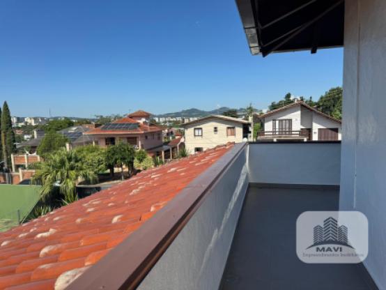 Casa de alto padrão a venda em Dois Irmãos, 1.440m²