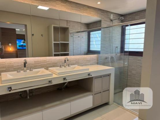 Casa de alto padrão a venda em Dois Irmãos, 1.440m²