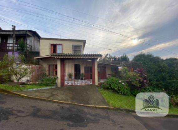 Casa de Esquina no Bairro Morada do Sol, 420m²