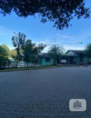 Casa de Esquina no Bairro Morada do Sol, 360m²