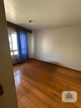 Edifício Comercial e Residencial Boubon, Duplex a venda 